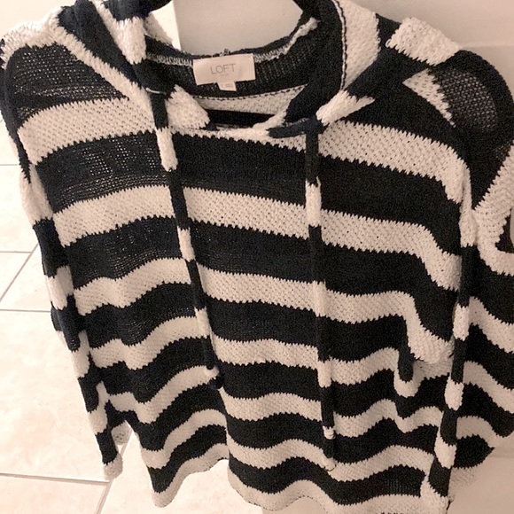 Loft mesh crochet 3/4 sleeve hoodie - Picture 8 of 14